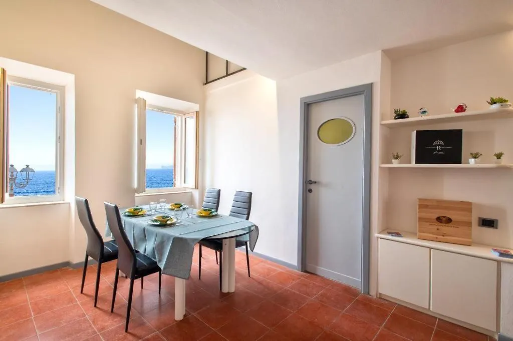 Panoramic Bastioni Sea View Apartment Alghero