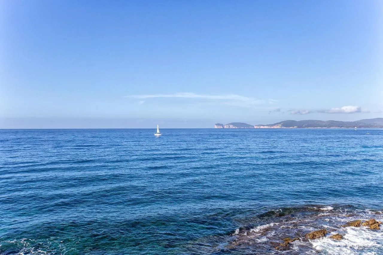 Panoramic Bastioni Sea View Apartment Alghero