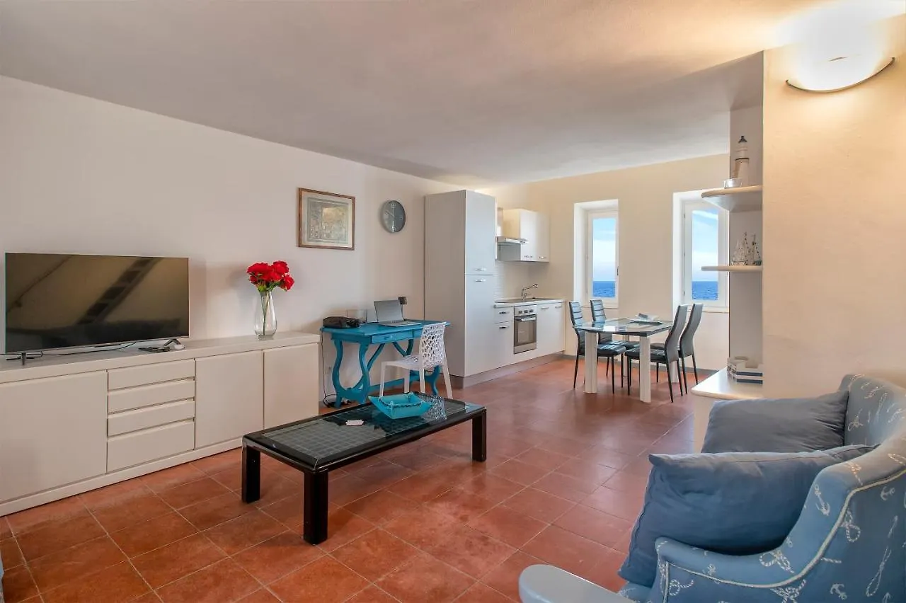 Panoramic Bastioni Sea View Apartment Alghero