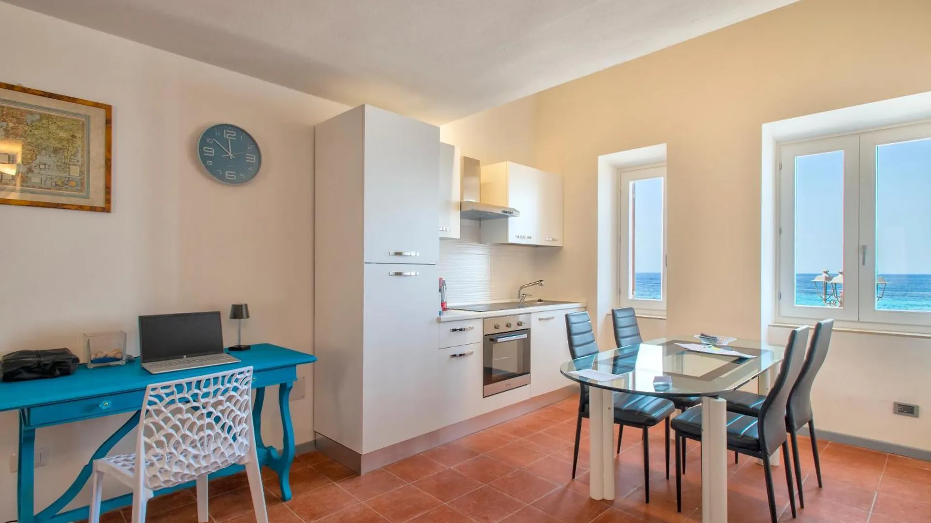 Panoramic Bastioni Sea View Apartment Alghero